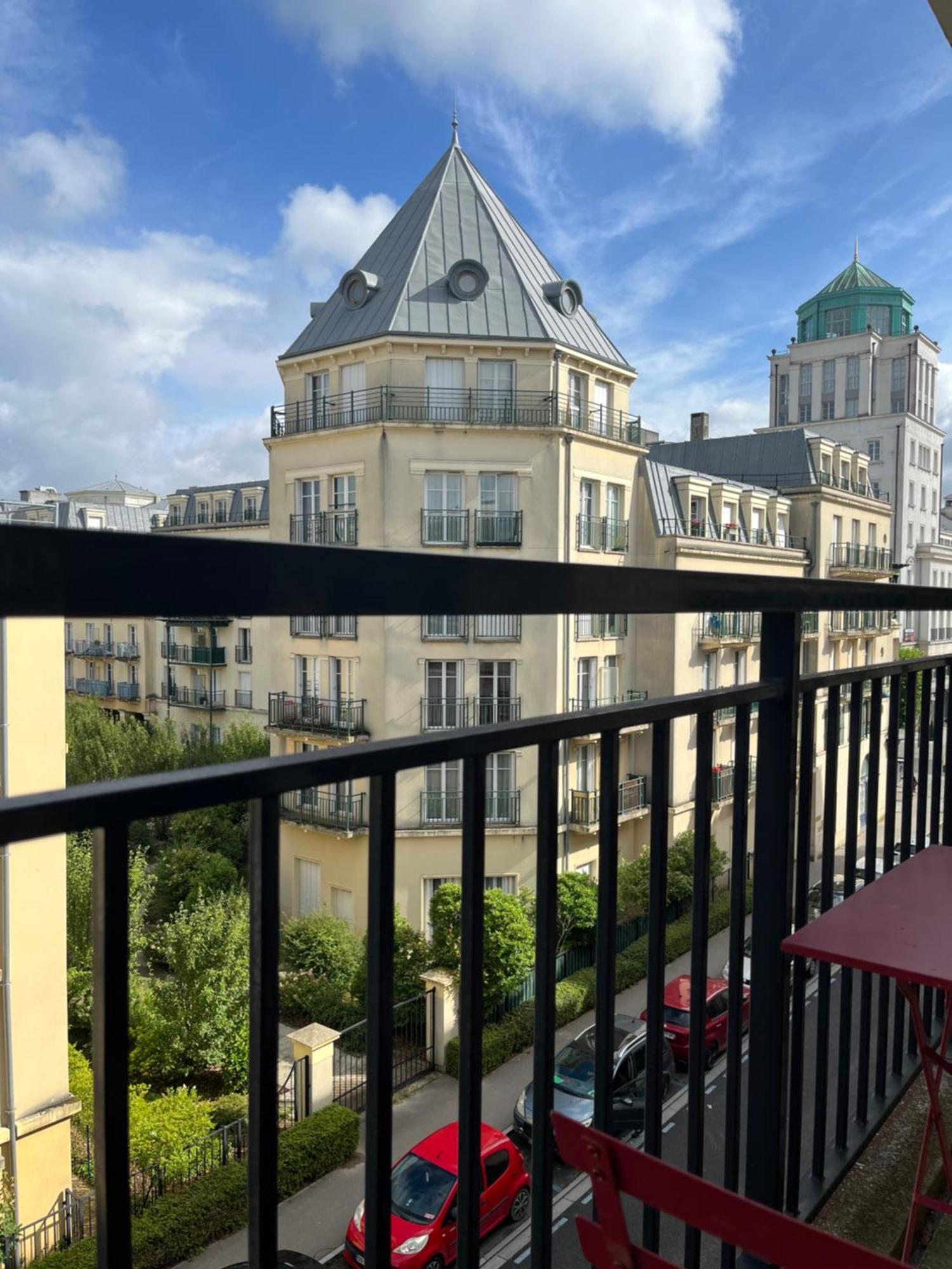 Eureka-disneyland Paris & Val D'europe Parking Gratuit Wifi Rer A Chessy (Seine-et-Marne)